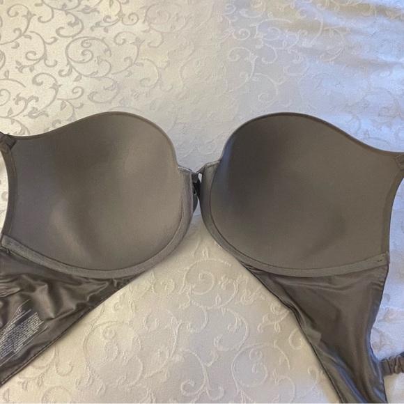 Victoria’s Secret Very Sexy Push-Up Crystal Rhinestone Embellished Grey Bra - Picture 7 of 16